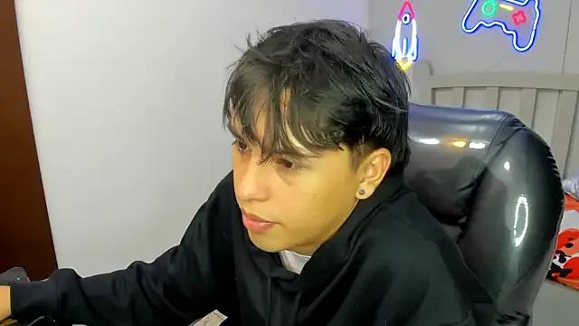 Freechat StiwenTwink on StripChat