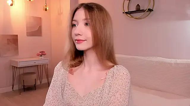 SunnivaCovil on StripChat