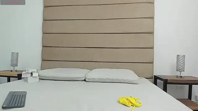 Freechat susan_elliot on StripChat