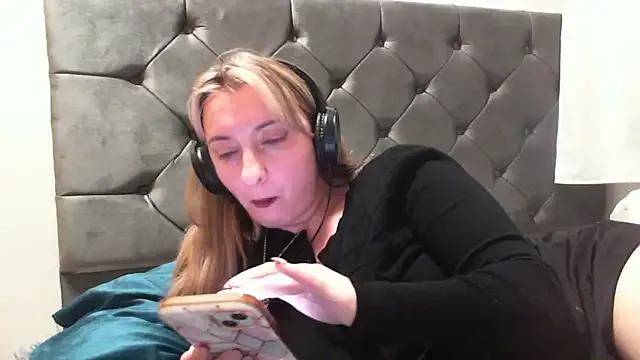 SusanCurt on StripChat