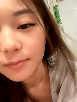 Sweet-Angel999 on StripChat