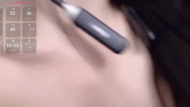 Sweet-Angel999 on StripChat