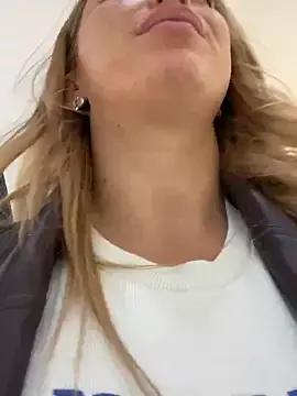 Sweet___Emily on StripChat