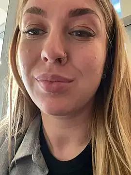 Sweet___Emily on StripChat