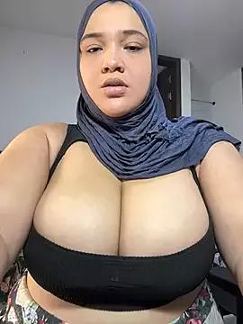 sweetmuslim01 on StripChat