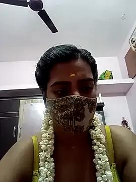 Tamil-Meenu12 on StripChat
