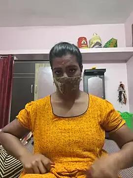 Tamil-Meenu12 on StripChat