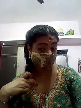 Tamil-Meenu12 on StripChat