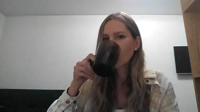 Freechat Tavriena on StripChat