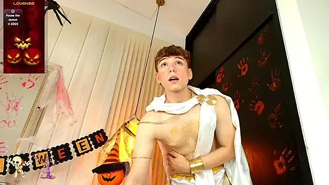 TaylerWhite on StripChat