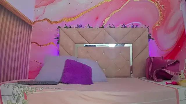 Taylor_oriana_ — jump on daddy's cock