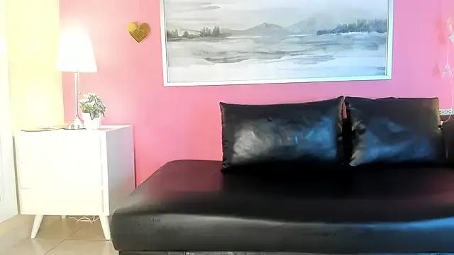 Tiffanysurez_ on StripChat