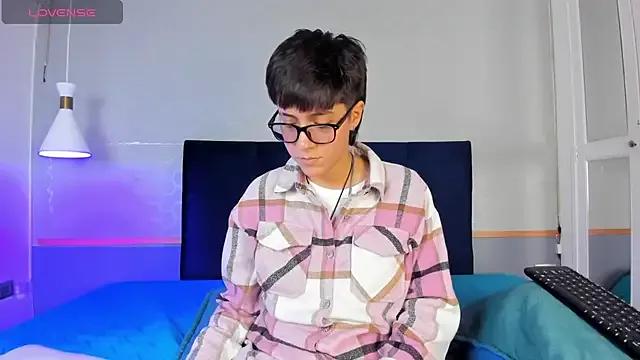 Tsuki_Maru — oil in feets!