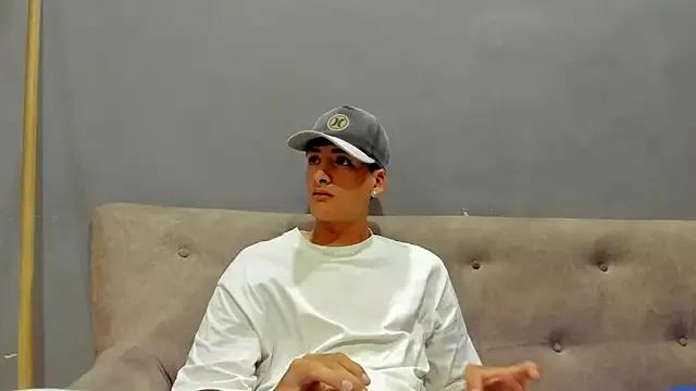 two_milkyway on StripChat