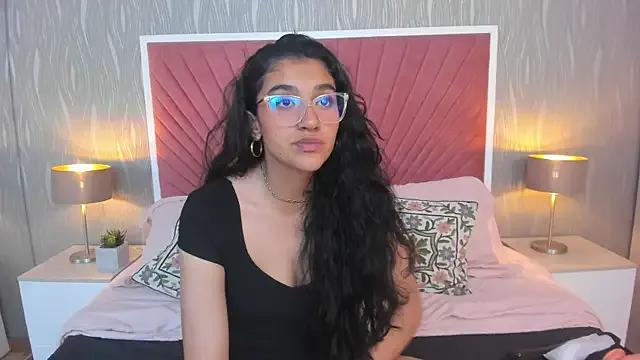 Private ValentiinaCruz on StripChat