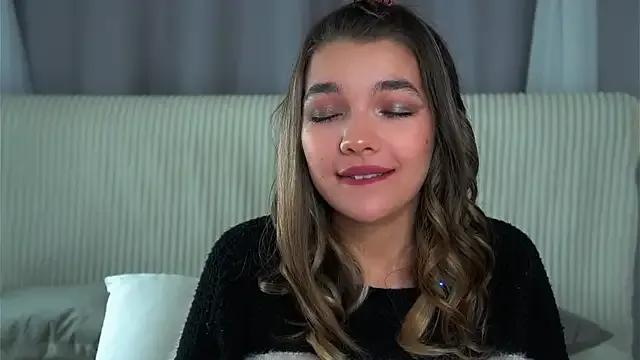 VeronaAppleberry on StripChat