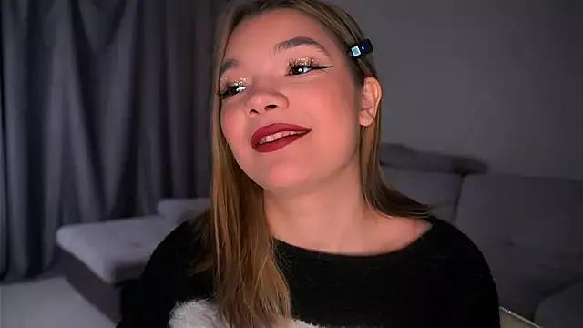 VeronaAppleberry on StripChat