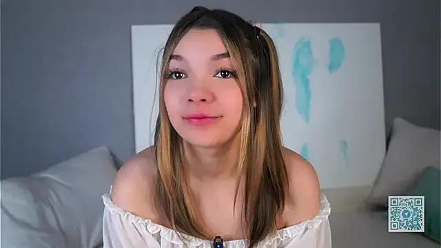 VeronaAppleberry on StripChat