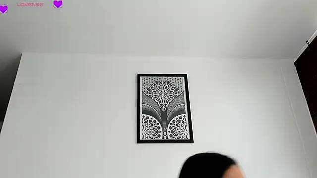 VeronicaTonu on StripChat