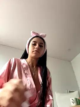 Victoria_alson on StripChat