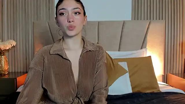 Victoria_Beaumont on StripChat