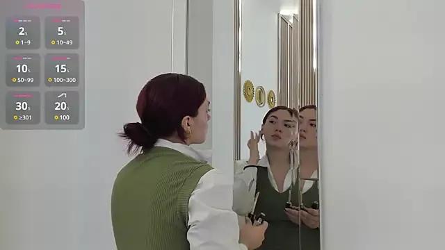 Victoria_Beaumont on StripChat