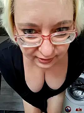 VikaKing on StripChat