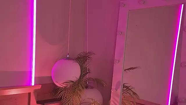 ViolaFlirt — viola lick ass ari