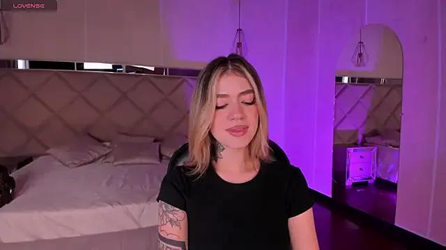 StripChat ViolettHansson is Freechat ViolettHansson — decorate my ass(plug)