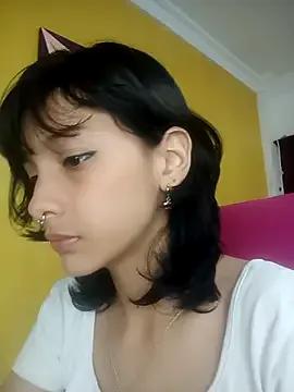 xoxo_milk on StripChat