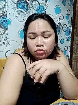 XXLorie_02 on StripChat