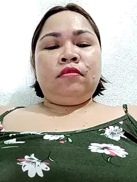 XXLorie_02 on StripChat