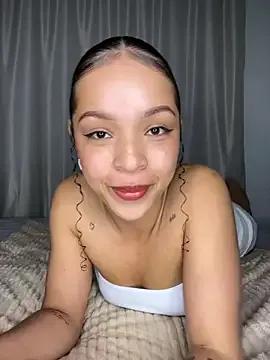 Yasmin777_ on StripChat