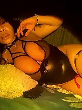 Freechat YellowHoneyDip on StripChat