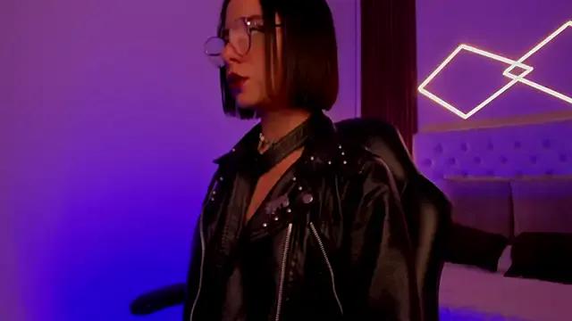 ZamabyCrucie — Fingering +close up 