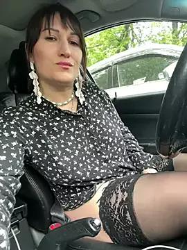 ZhenjaPoledance on StripChat